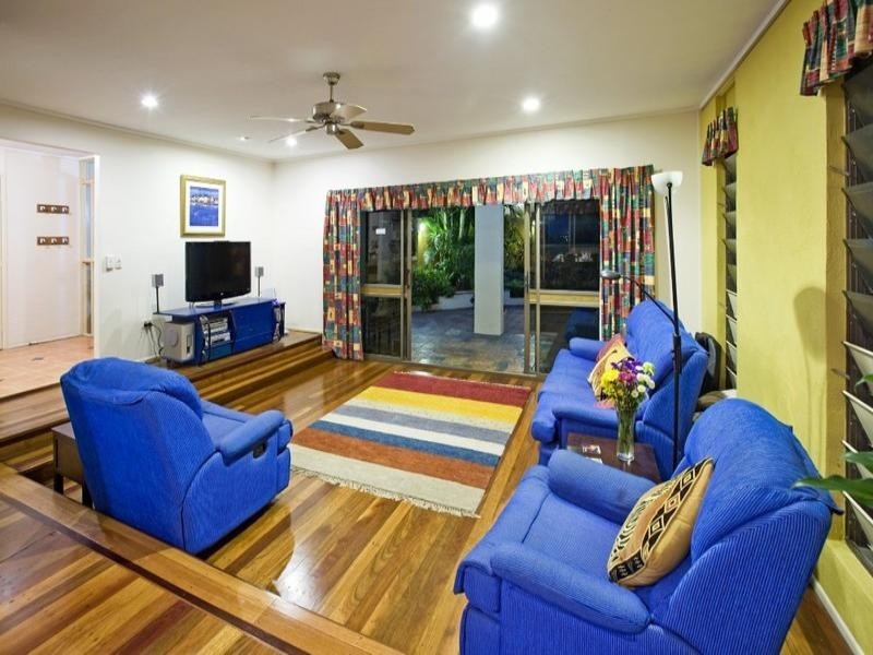 3 Vicki Place, Wishart QLD 4122