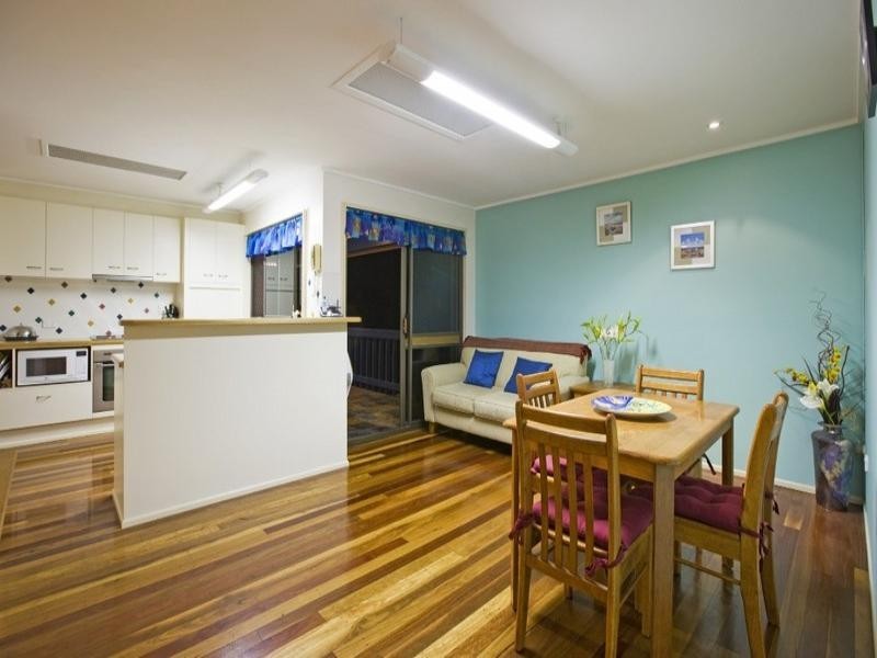 3 Vicki Place, Wishart QLD 4122