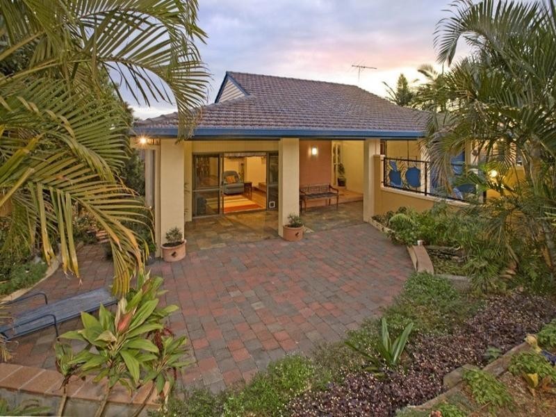 3 Vicki Place, Wishart QLD 4122