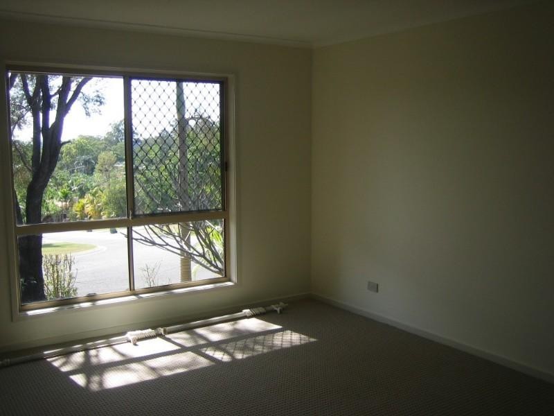 Tanah Merah QLD 4128