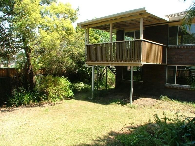 5 Vicki Place, Wishart QLD 4122