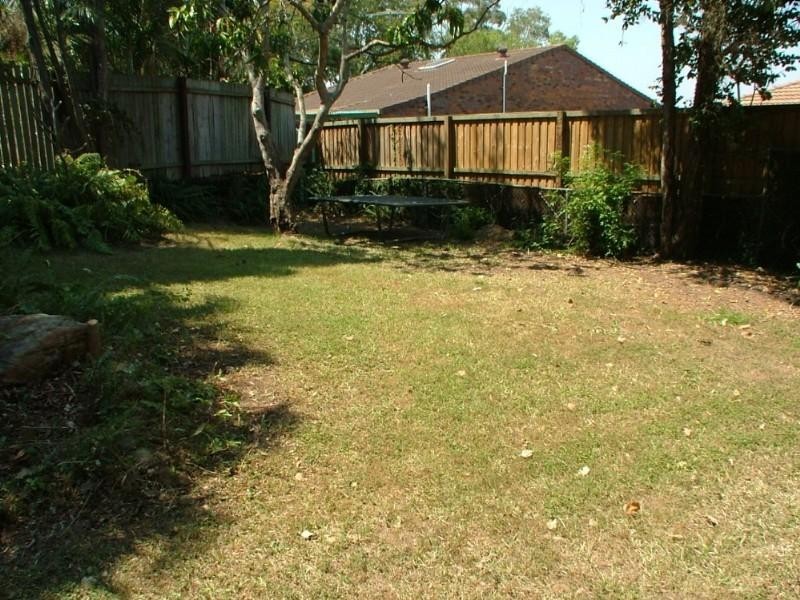 5 Vicki Place, Wishart QLD 4122