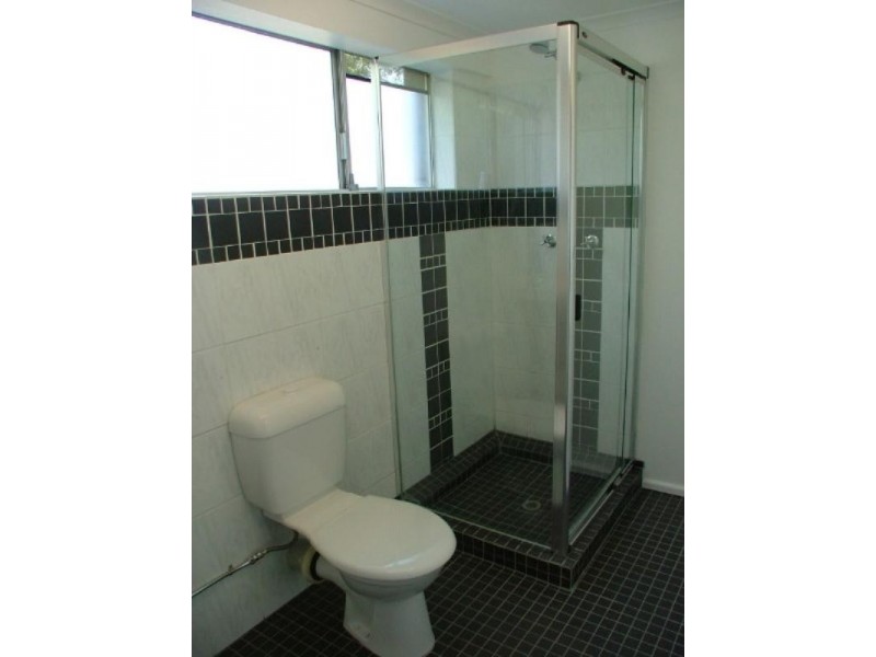 5 Vicki Place, Wishart QLD 4122