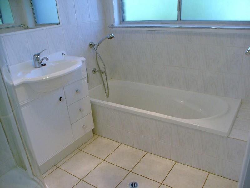 5 Vicki Place, Wishart QLD 4122