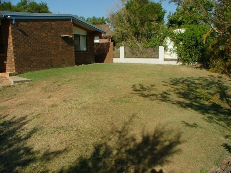 5 Jemalong Court, Springwood QLD 4127