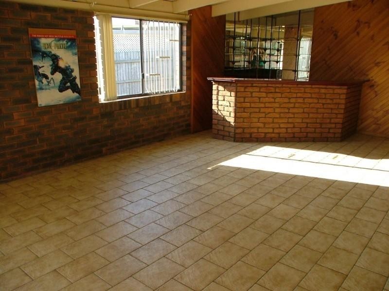 5 Jemalong Court, Springwood QLD 4127