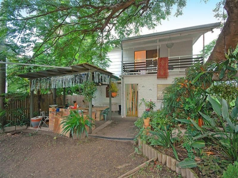 53 Palm Avenue, Holland Park West QLD 4121