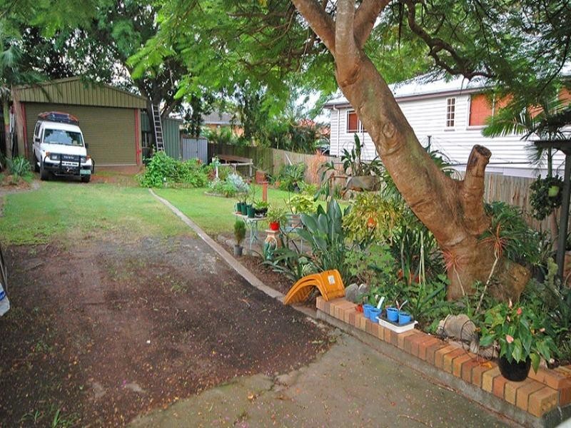 53 Palm Avenue, Holland Park West QLD 4121