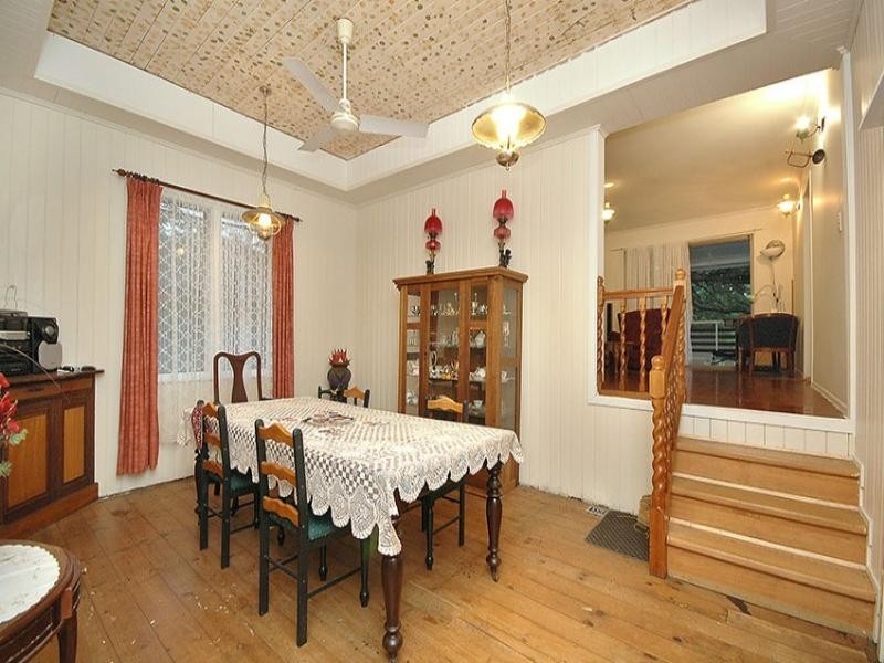 53 Palm Avenue, Holland Park West QLD 4121