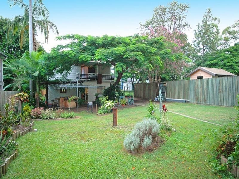 53 Palm Avenue, Holland Park West QLD 4121