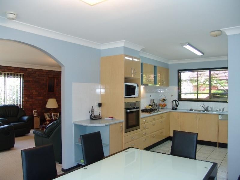 60 Achilles Drive, Springwood QLD 4127