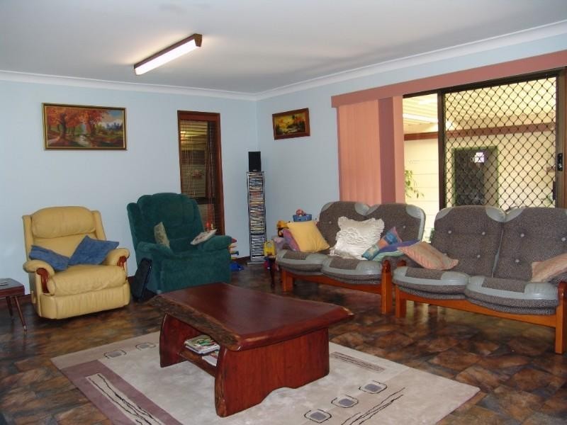 60 Achilles Drive, Springwood QLD 4127