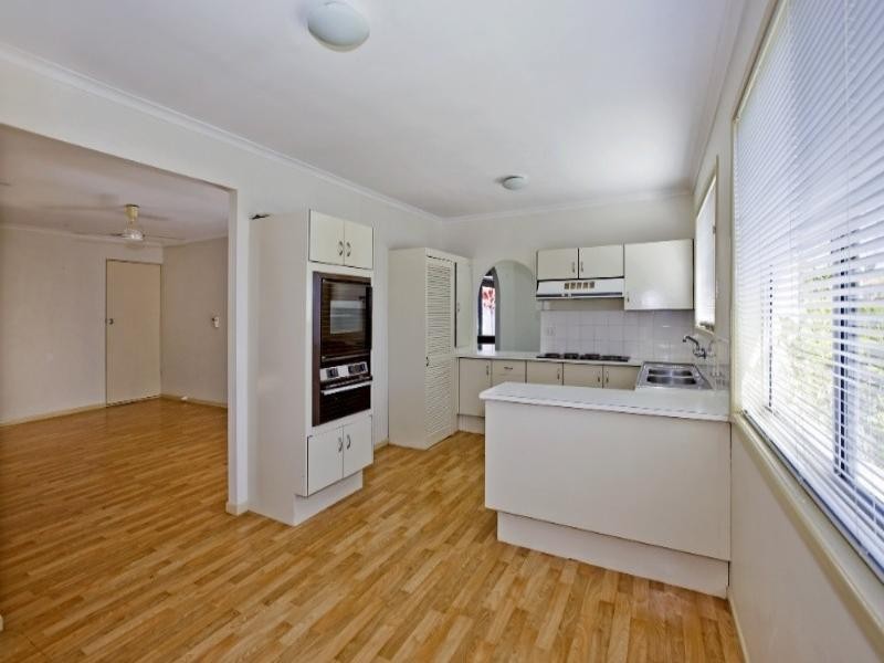 65 Jardine Drive, Springwood QLD 4127