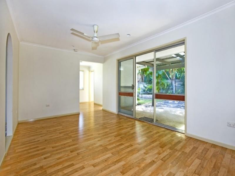65 Jardine Drive, Springwood QLD 4127