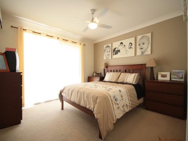 12 Lake Breeze Drive, Loganholme QLD 4129