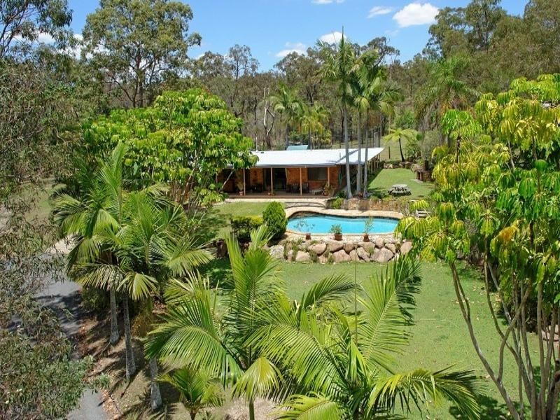 33 Leacroft Road, Burbank QLD 4156