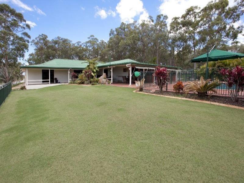 102 Alperton Road, Burbank QLD 4156