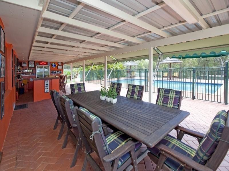 102 Alperton Road, Burbank QLD 4156