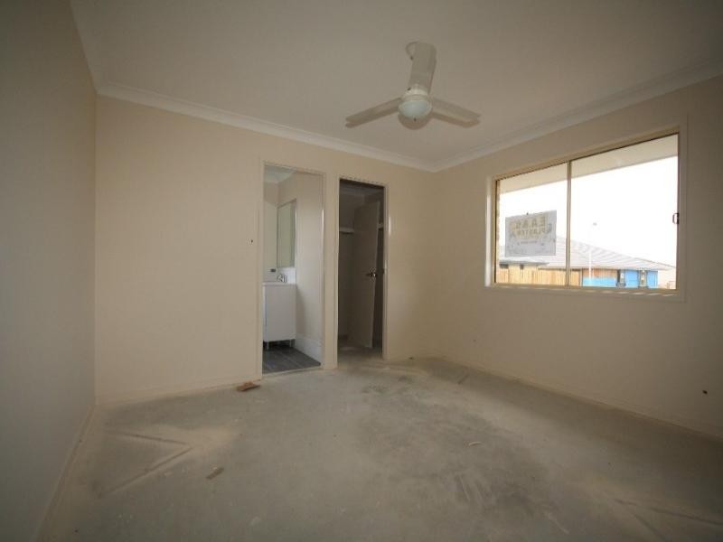 52 River Park Drive, Loganholme QLD 4129