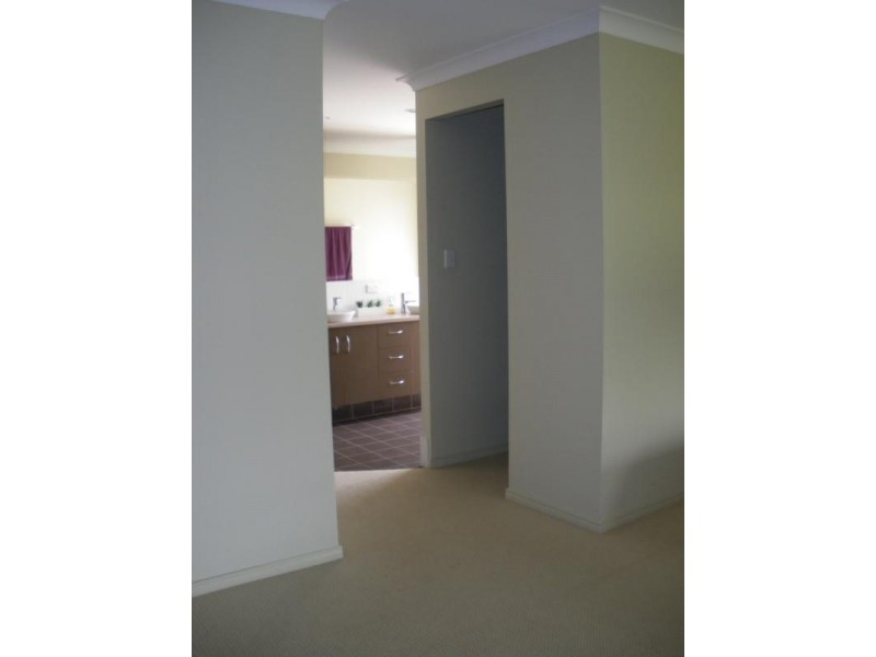 47a Sunningdale Avenue, Rochedale South QLD 4123