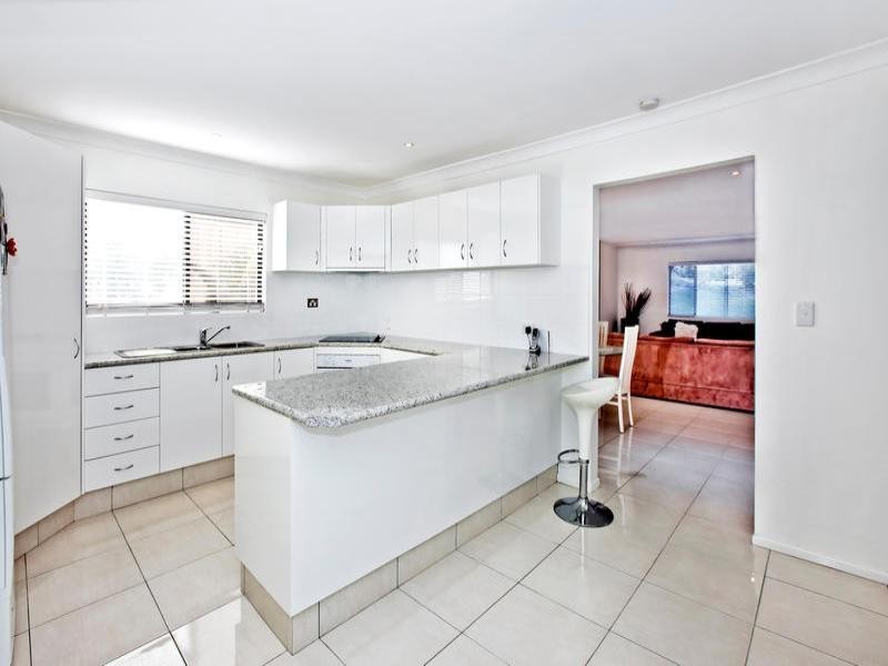 8 Stannard Street, Rochedale South QLD 4123