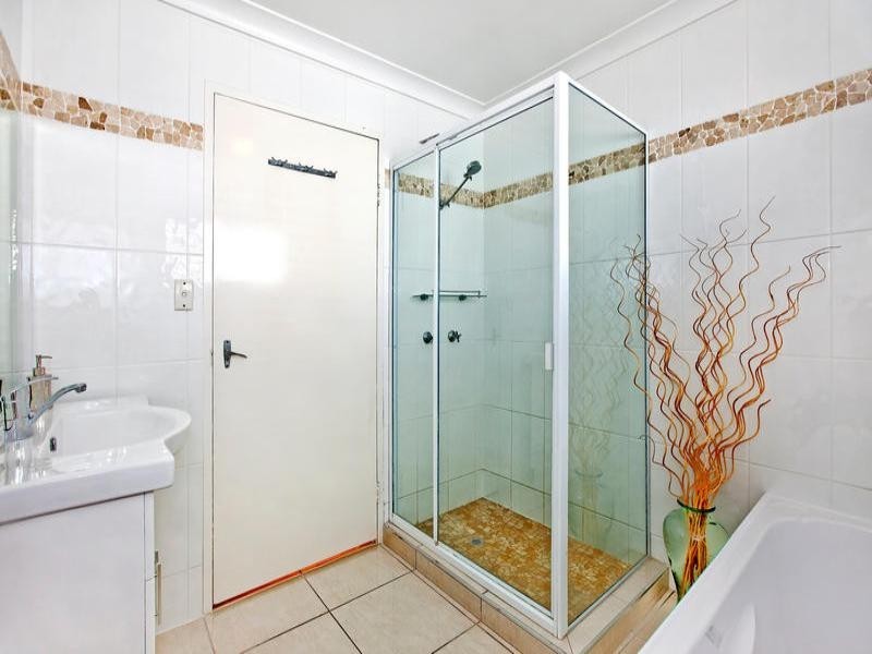 8 Stannard Street, Rochedale South QLD 4123