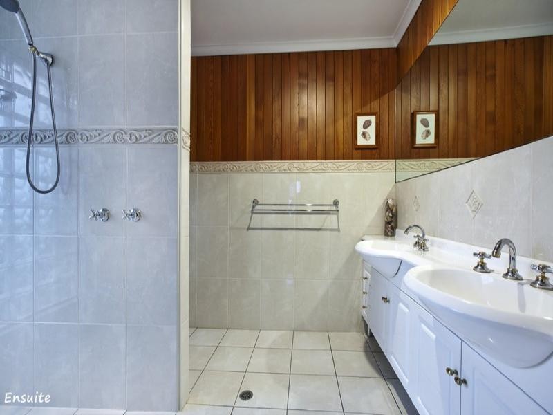 28 Firelight Street, Sunnybank Hills QLD 4109