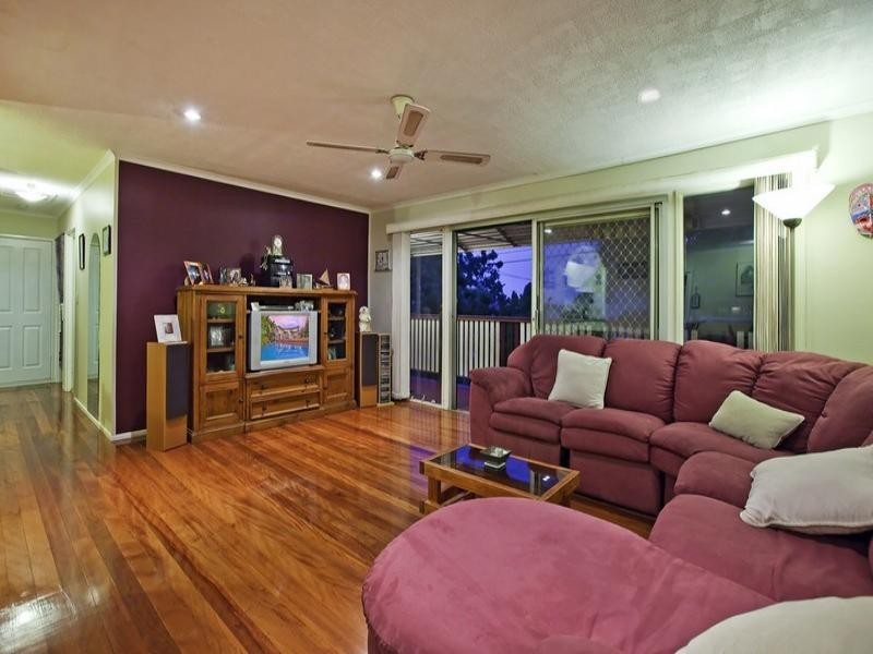 9 Torview Street, Rochedale South QLD 4123