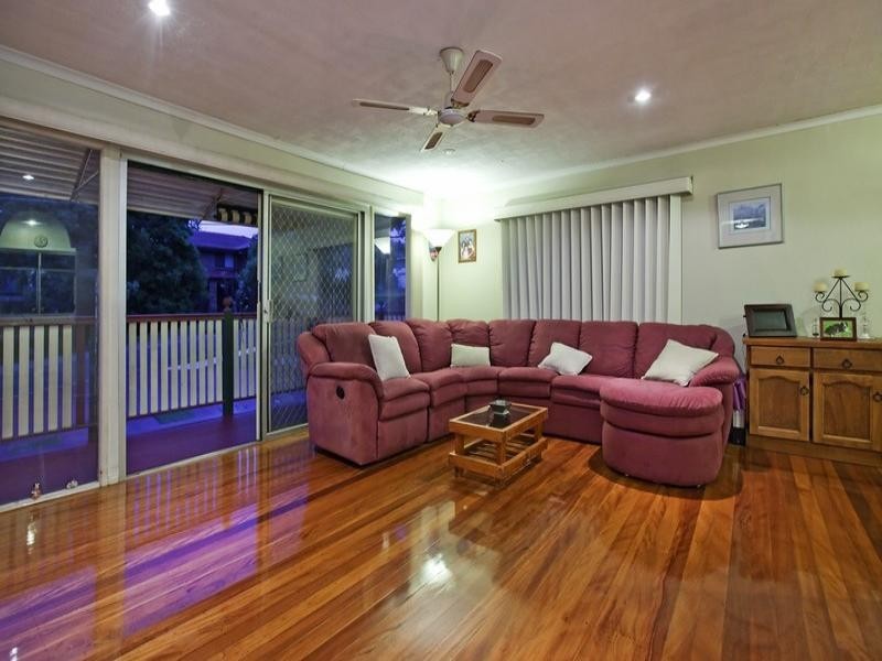 9 Torview Street, Rochedale South QLD 4123