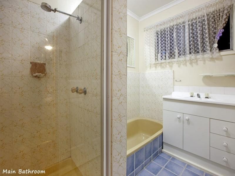 9 Torview Street, Rochedale South QLD 4123