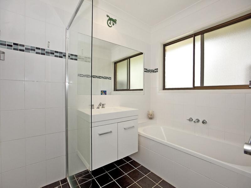 80 Baroona Street, Rochedale South QLD 4123