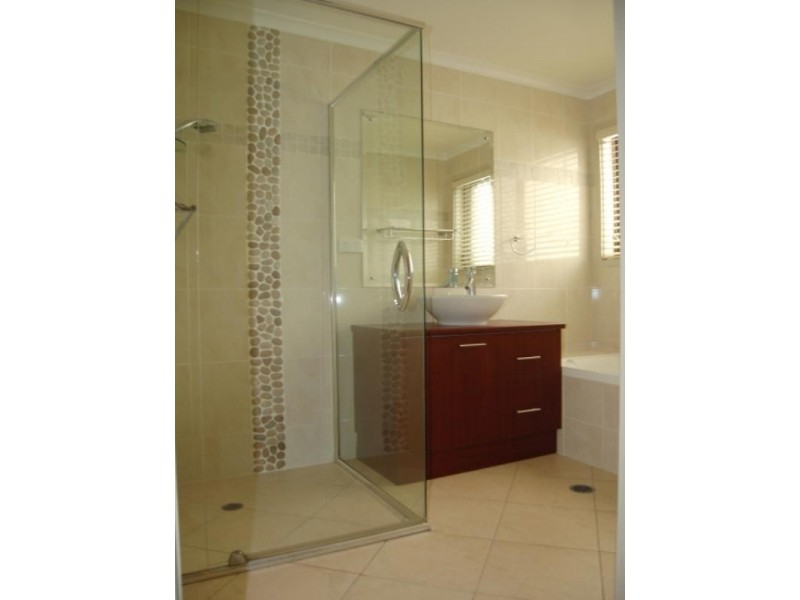 36 Parfrey Road, Rochedale South QLD 4123