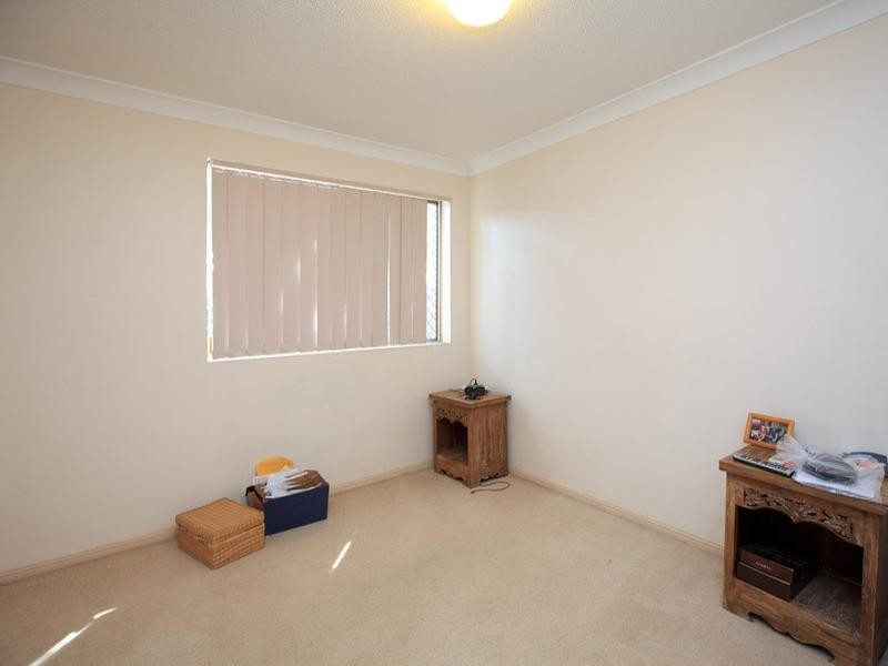 2/10 Portland Street, Annerley QLD 4103