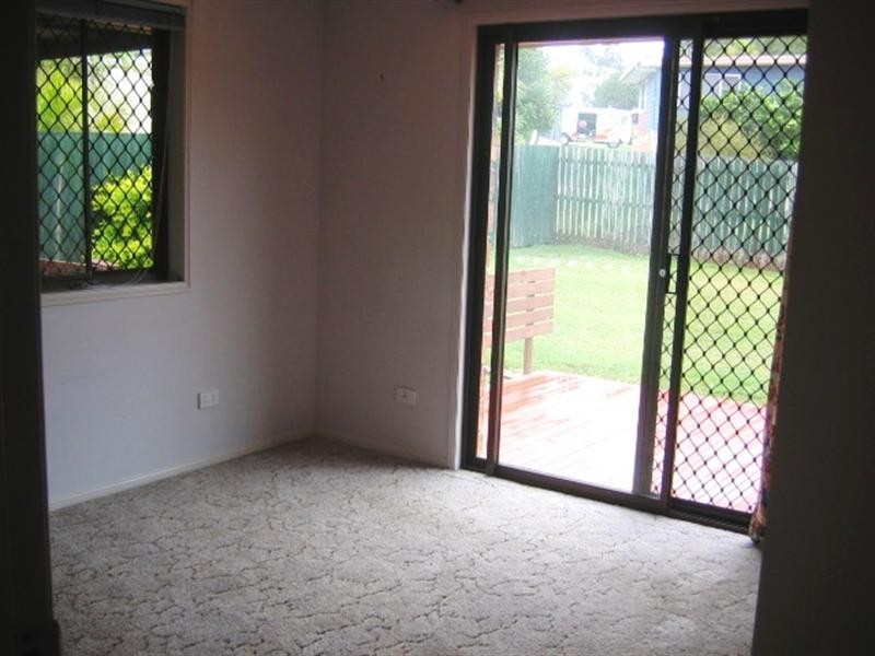 9 Wood Close, Loganholme QLD 4129