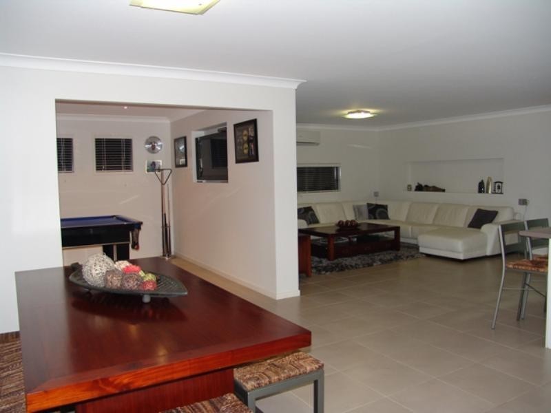 84 Ebony Crescent, Redland Bay QLD 4165