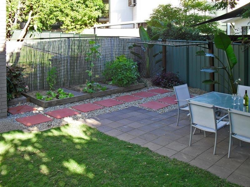 2/19 Woodville Place, Annerley QLD 4103