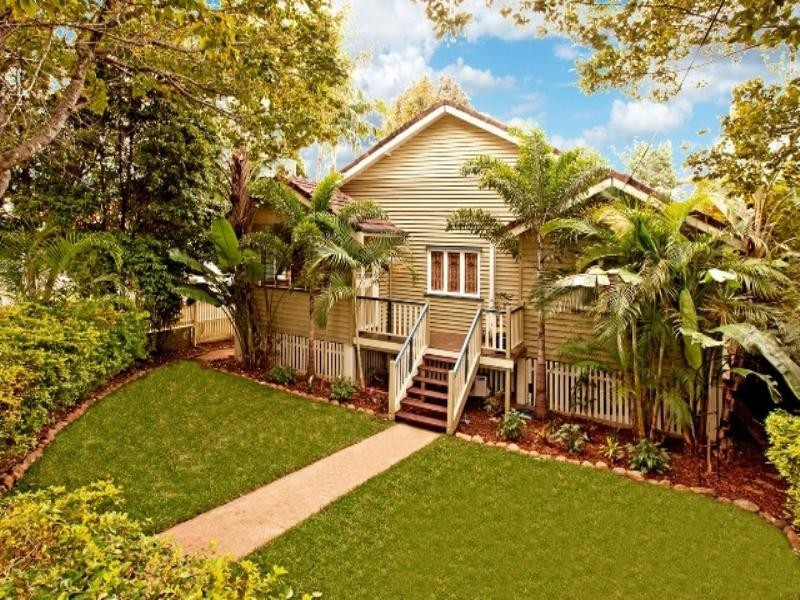 108 Goodwin Terrace, Moorooka QLD 4105