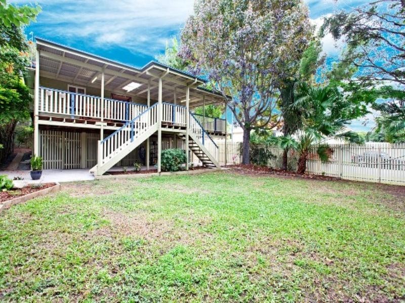 108 Goodwin Terrace, Moorooka QLD 4105