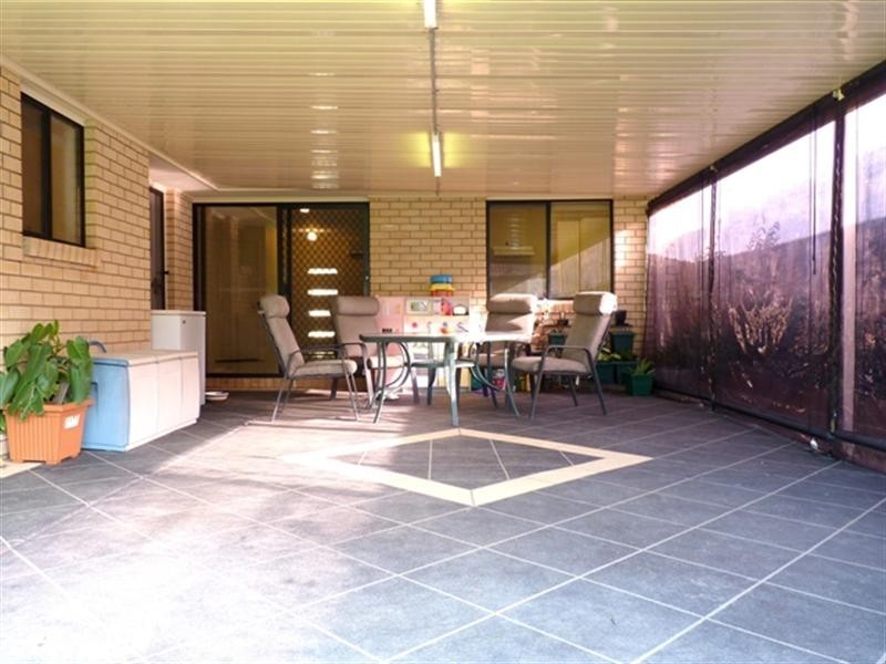 12 Ku-Ring-Gai Close, Loganholme QLD 4129