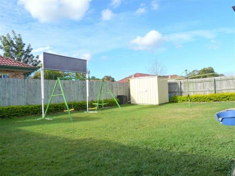 12 Ku-Ring-Gai Close, Loganholme QLD 4129