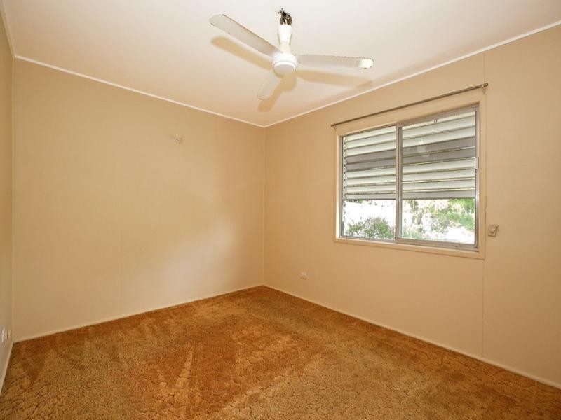 37 Bradley Street, Springwood QLD 4127