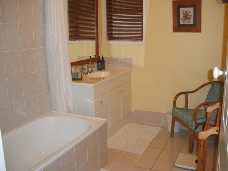 21 Laurinda Crescent, Springwood QLD 4127