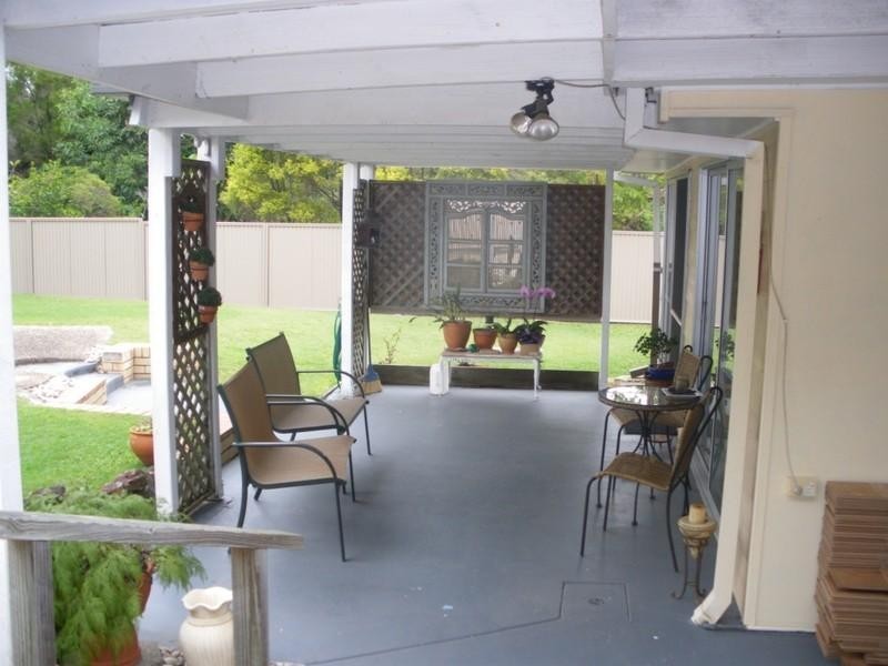 21 Laurinda Crescent, Springwood QLD 4127