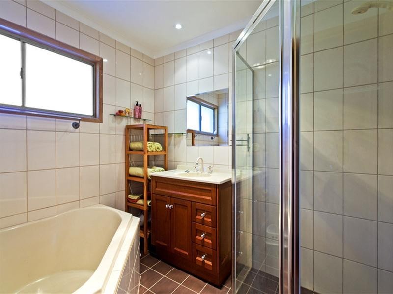 49 Donna Avenue, Rochedale South QLD 4123