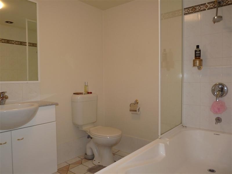 60/55 Harries Road, Coorparoo QLD 4151