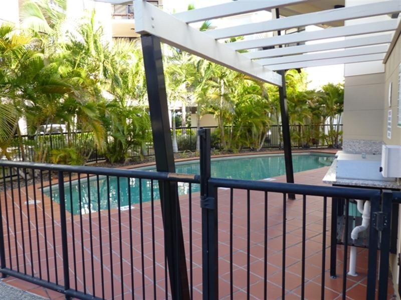 60/55 Harries Road, Coorparoo QLD 4151