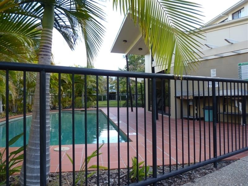 60/55 Harries Road, Coorparoo QLD 4151