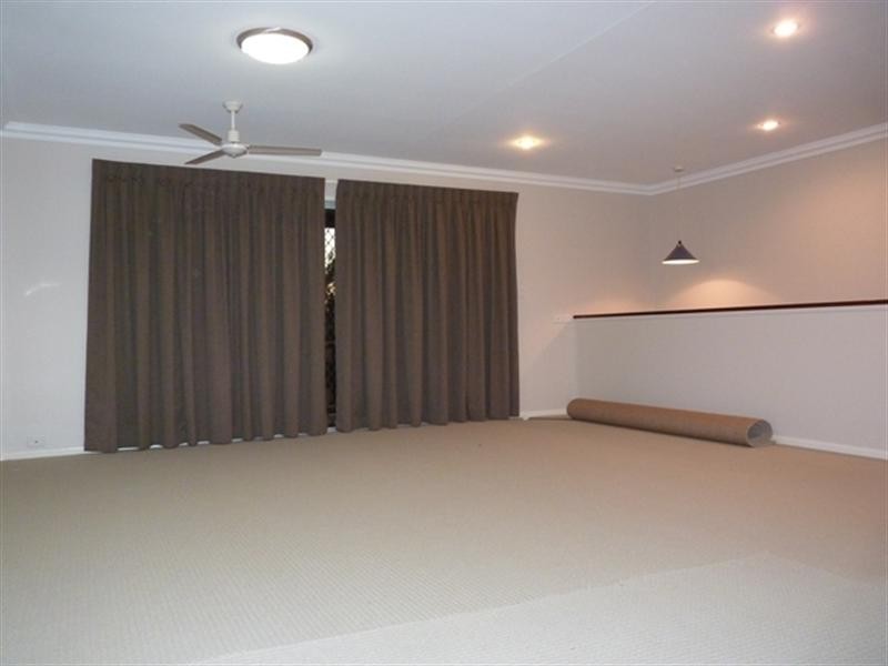 18 Boscawen Street, Rochedale South QLD 4123