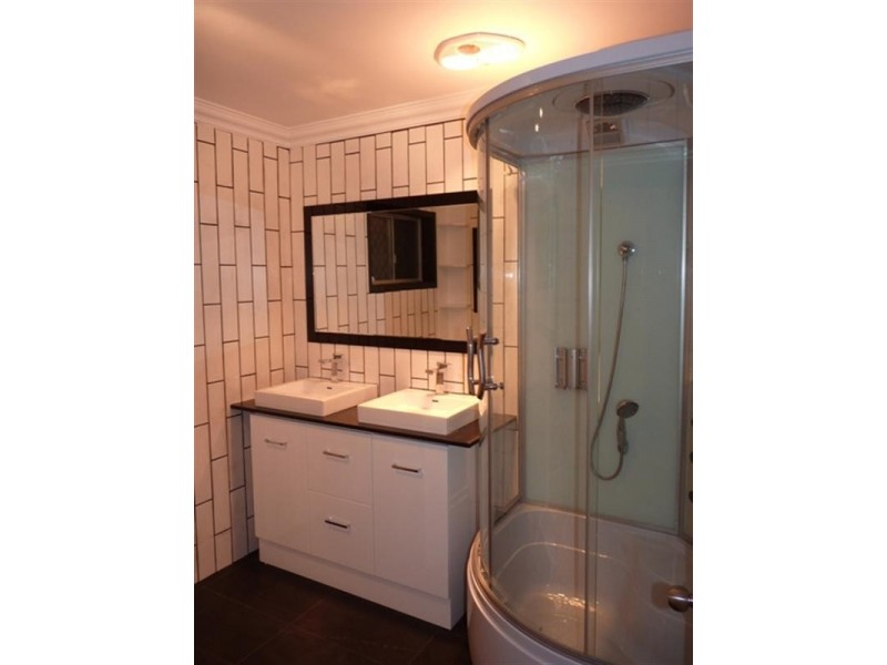 18 Boscawen Street, Rochedale South QLD 4123