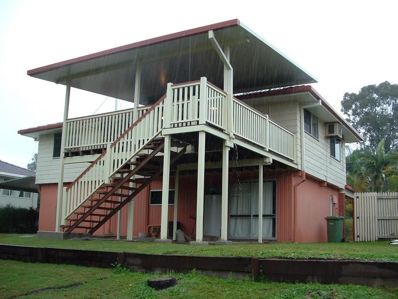 13 Kenthurst Crescent, Rochedale South QLD 4123